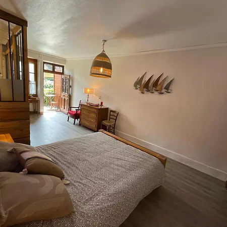 D'hotes Avec Entree Privative Au Calme Dans Maison De Village * Saint-Jorioz